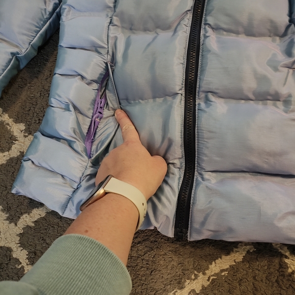 Champion Puffer Jacket Size XL - Picture 3 of 10